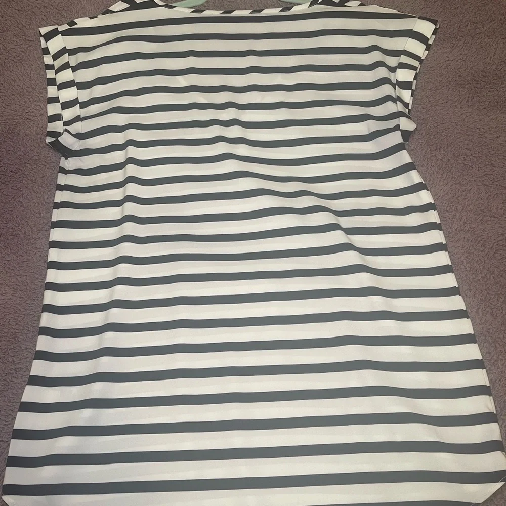 Express top - Picture 2 of 3